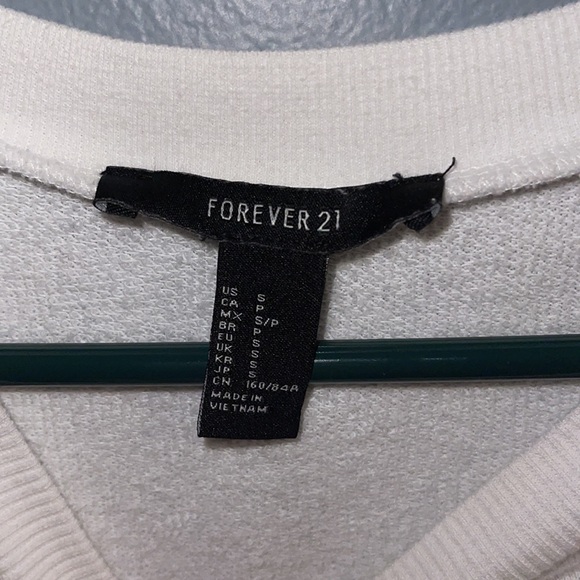 Forever 21 - Picture 2 of 2